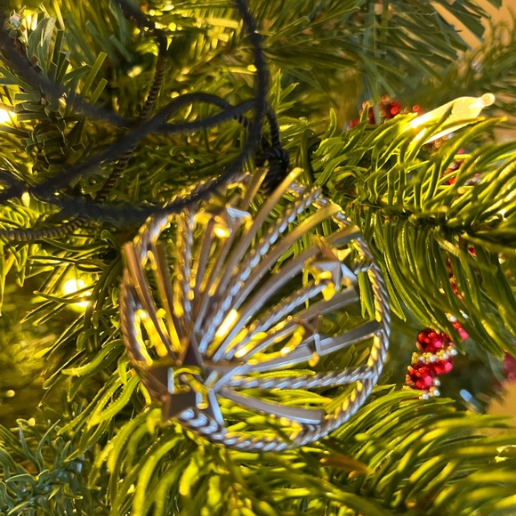 David Yurman Starburst w/ dangle black cord. Don as Necklace/Ornament - Picture 8 of 10